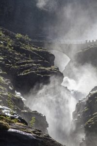 Norges dype fjorder og høye fjell gjør landet til et naturlig sted å utvikle vannkraft. Foto: Thinkstock