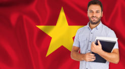 vietnam flagg og mann
