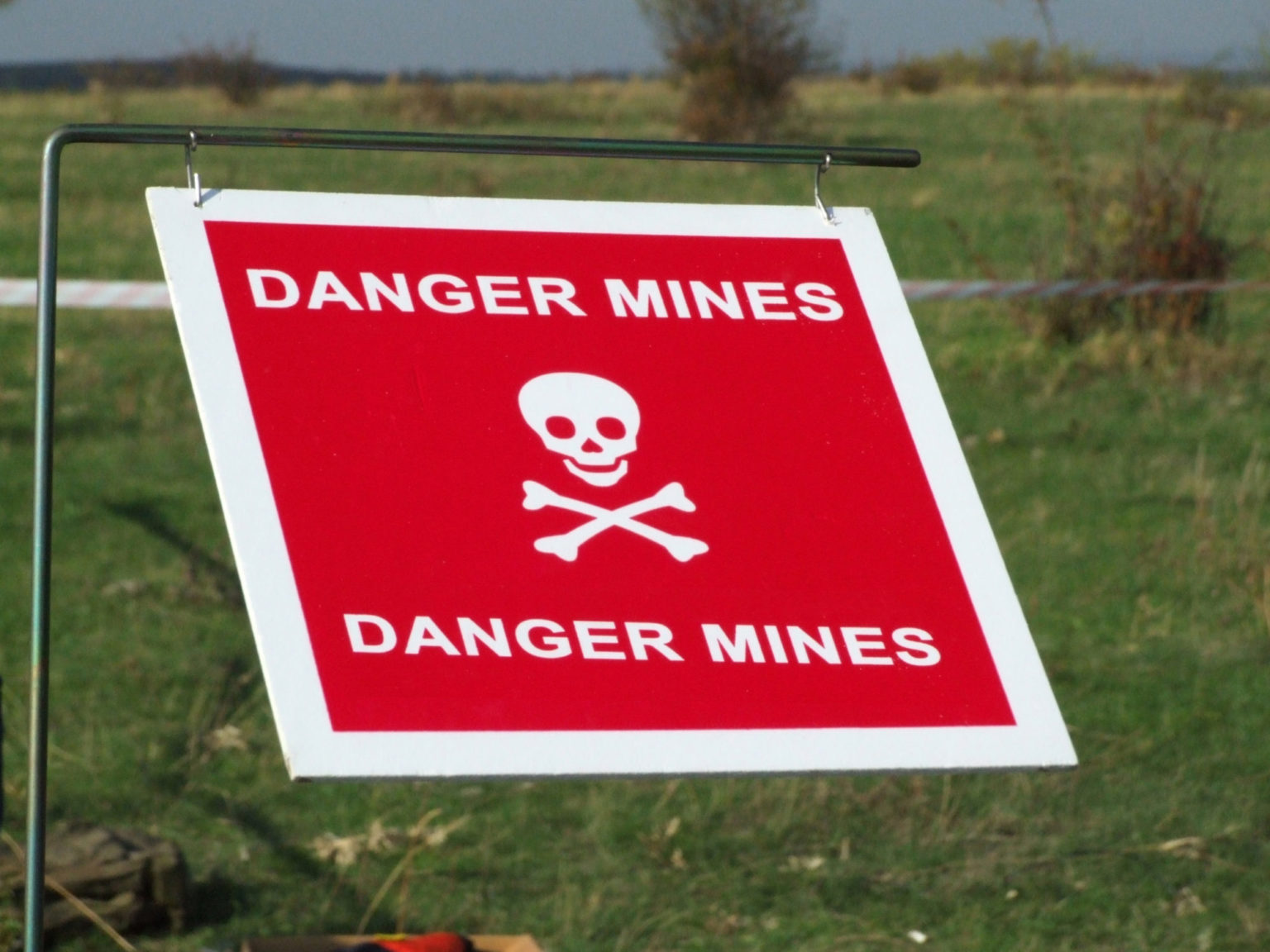 skilt om landminer