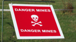 skilt om landminer
