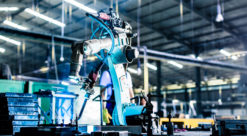 Robot i fabrikk