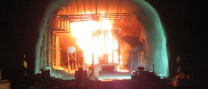 Slik så da det ut da en vogntoglast med tre-paller ble påtent under verdens største tunnelbrann-forsøk. Foto: SINTEF