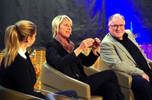 Alexandra Beverfjord, Marit Breivik og Eivin Røskaft skapte god stemning blant Sikt-deltakerne som nyttige innspill rundt prestasjoner, nervøsitet og lederskap.  Foto: Mentz Indergaard