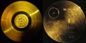 Sounds of Earth: Romskipet Voyager, som i disse dager er på vei ut av solsystemet. har med seg en plate med blant annet hvalsang på ferden.