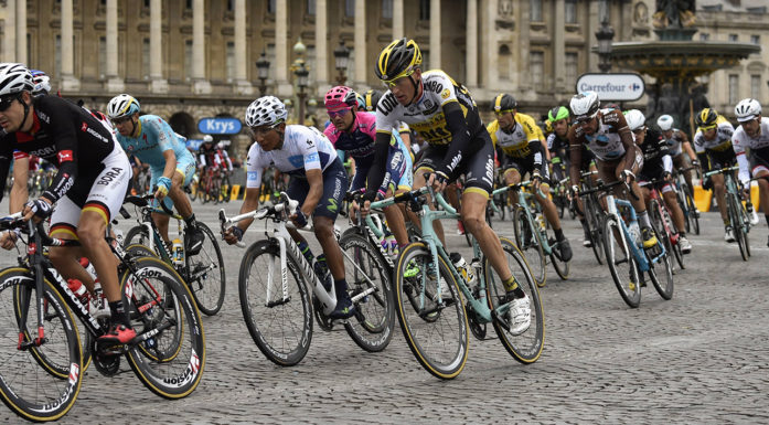 I kampen om hvem som skal innta Paris som vinner av Tour de France, er det viktig å ha det beste utstyret. I tillegg til den beste fysikken og den sterkeste psyken. Foto: Eric Fefferberg/AFP.