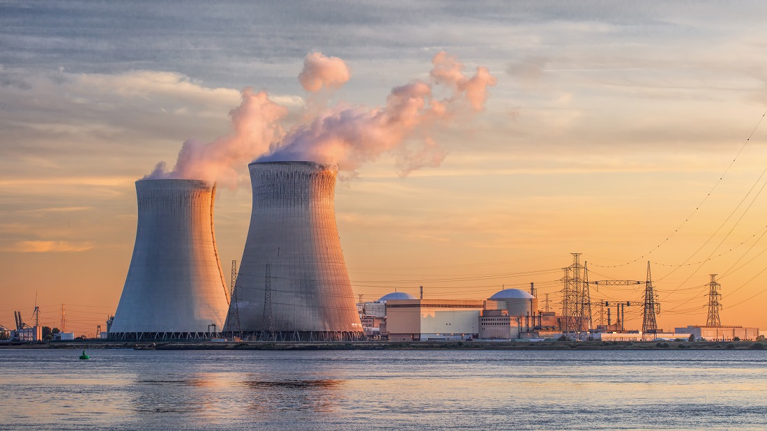 Klimatiltak. Bildet viser et atomkraftanlegg i Belgia.