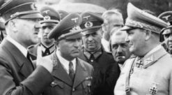 Aluminium. Bildet viser blant andre Adolf Hitler og Hermann Göring.