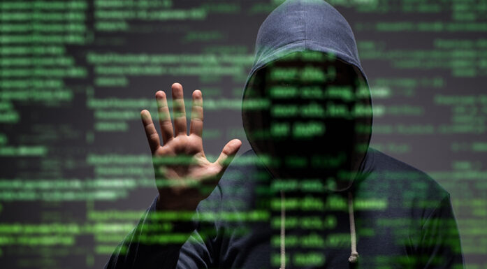 Cybersikkerhet: Bildet viser en hacker