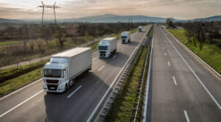 Sprengt kapasitet i strømnettet hindrer i dag elektrifisering av transportsektoren. Med tre smarte grep er det likevel mulig å bygge de fleste nye ladestasjoner, skriver forfatterne av denne kronikken. Foto: Shutterstock