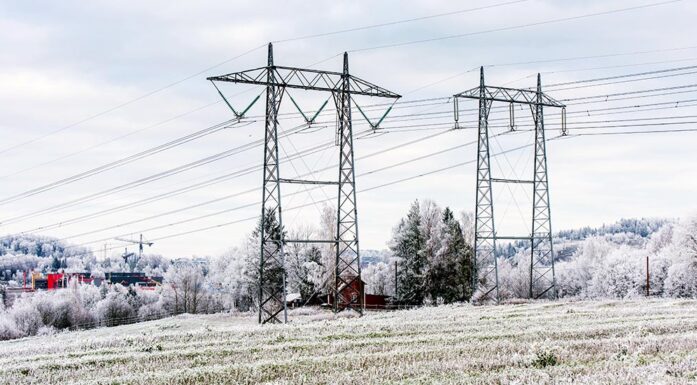 Energiforbruk: Bildet viser strømmaster