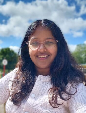 Robot: Akshara Pande