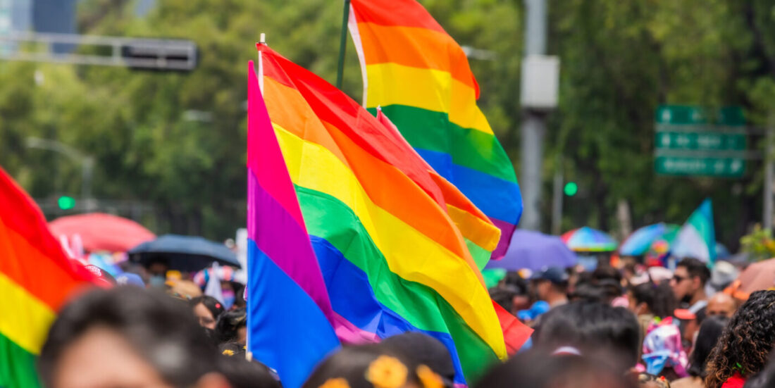 Minoriteter er under press også i Norge. Her fra en prideparade. Foto: Adobe Stock