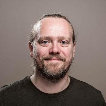 Konspirasjonsteorier. Bildet viser Jesper Aagaard Petersen, en av lederne for Konspisk.