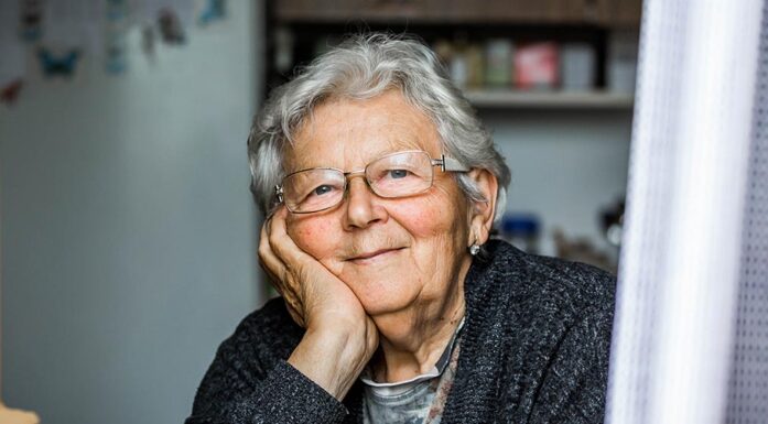 Hjernen: Portrett eldre dame