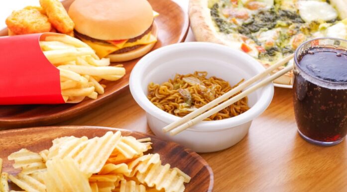 illustrasjonsbilde av hurtigmat. Tema er ultraprosessert mat.