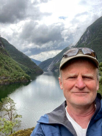 Professor Gunnar Austrheim, Institutt for naturhistorie, NTNU. 