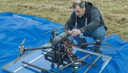 Bytter batteri med hydrogen og gir droner helt ny rekkevidde