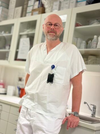 Magnus Strømmen i laboratoriet.