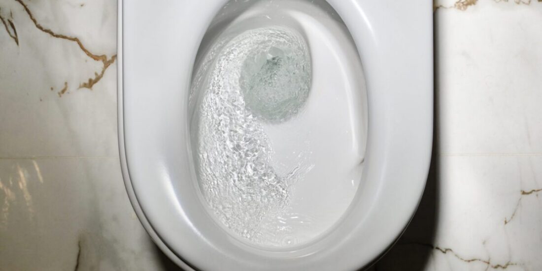 Antibiotkia som vi tar går også ut i do - og dermed også i naturen. Illustrasjonsfoto: Shutterstock